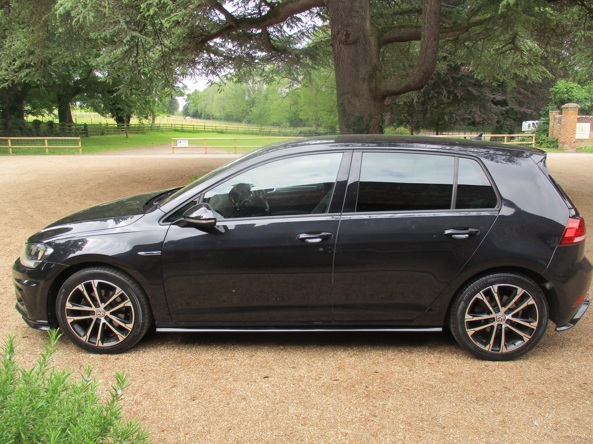VW GOLF 1.5 TSI EVO R-LINE (6 SPD) 2018